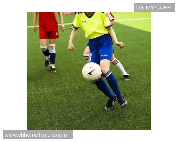 足球明星魅力瞬间大集结炫酷图片与精彩故事一网打尽