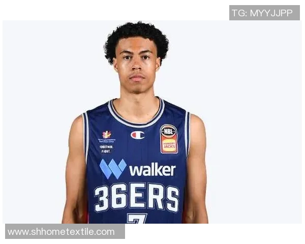 南京篮球队与重庆篮球队赛后复盘分析个人能力的全面对比与评价 南京篮球队与重庆篮球队赛后复盘分析个人能力的全面对比与评价